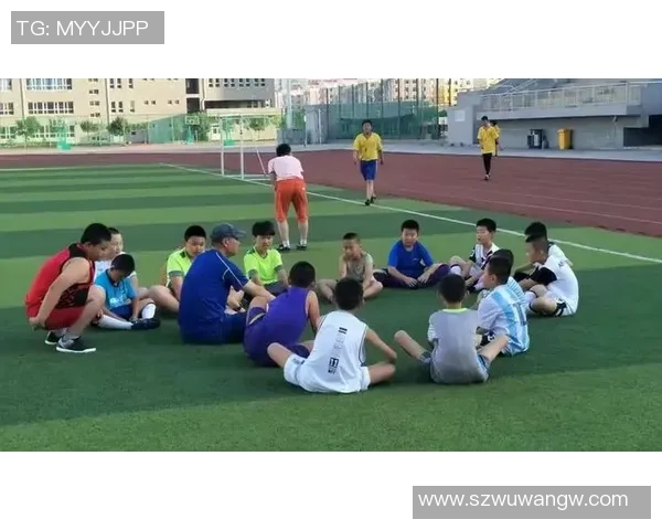 陈娜专访：从绿茵场到人生舞台的足球旅程回顾与感悟